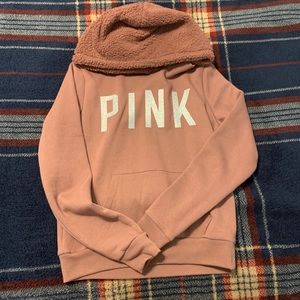 BRAND NEW WITHOUT TAGS PINK HOODIE